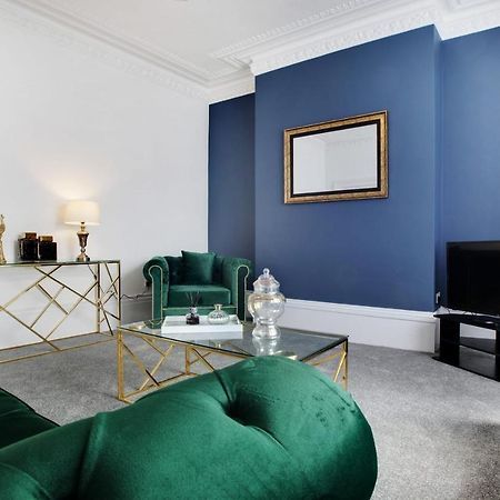 Stunning 4-Bedroom, 2 Bathrooms In Sunderland Sunderland  Exterior foto
